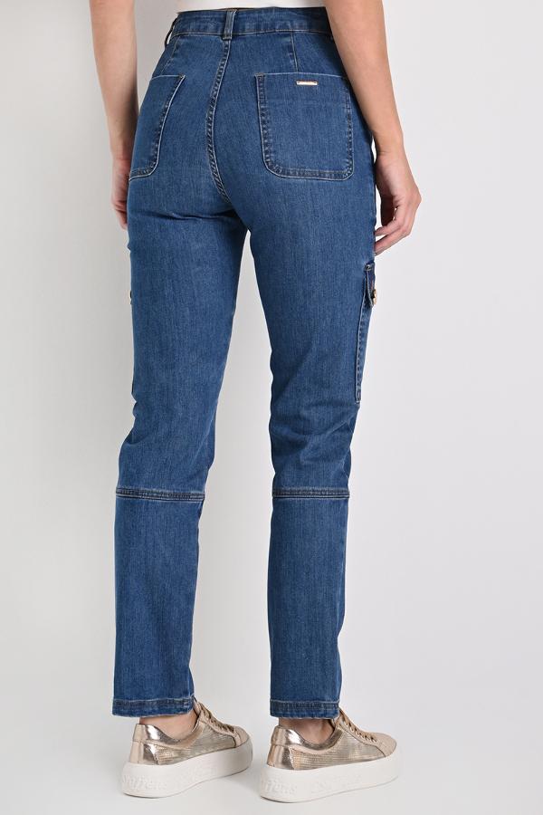 Straight Mom Jeans With Pockets