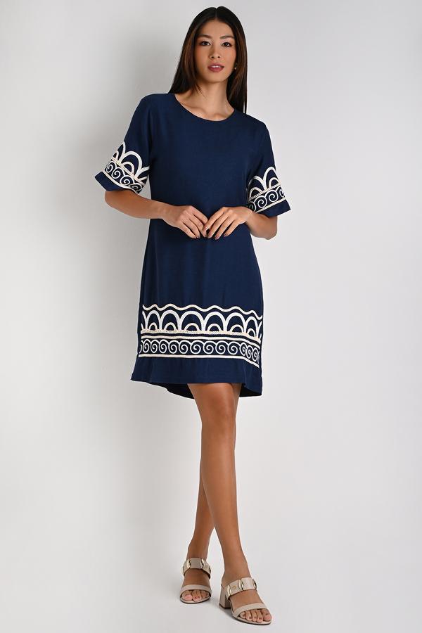 Bell Sleeve Dress Nefertiti