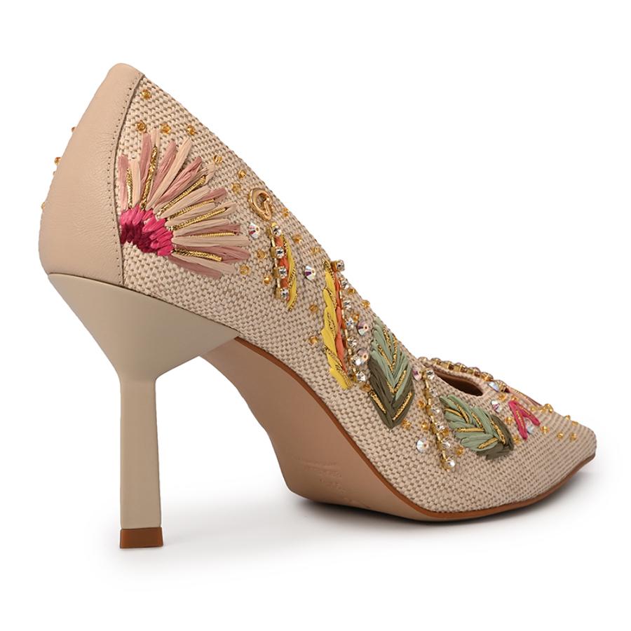 Hazelnut Embroidered Pump