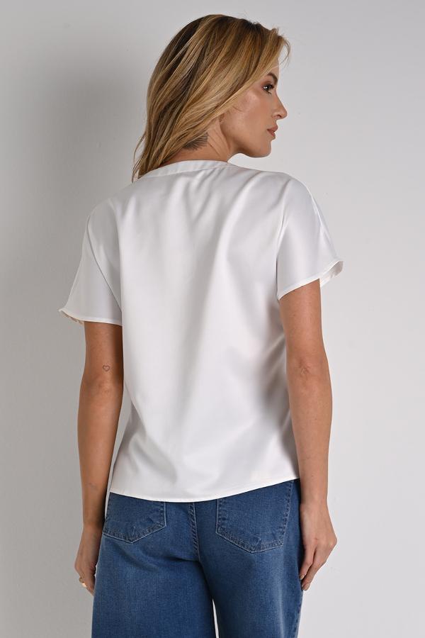 Blouse With Distinctive Neckline Off-White